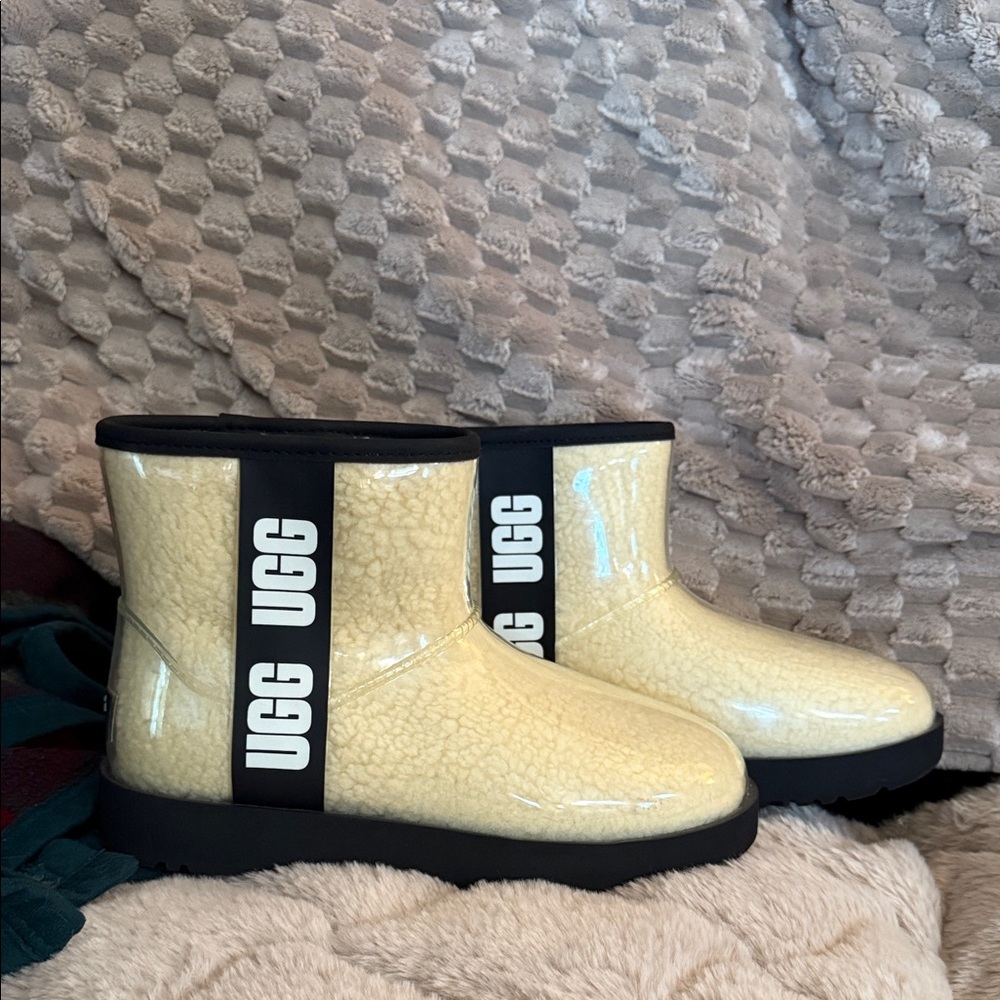 UGG cream and Black Ankle Boots